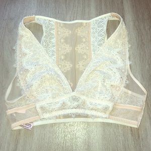 Victoria’s Secret Lace Dream Angels Bralette